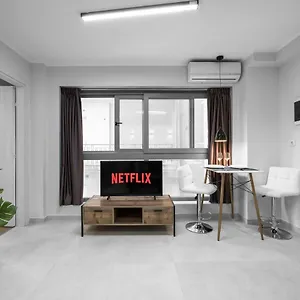 דירה Westay Apartments, The Luxury, סלוניקי